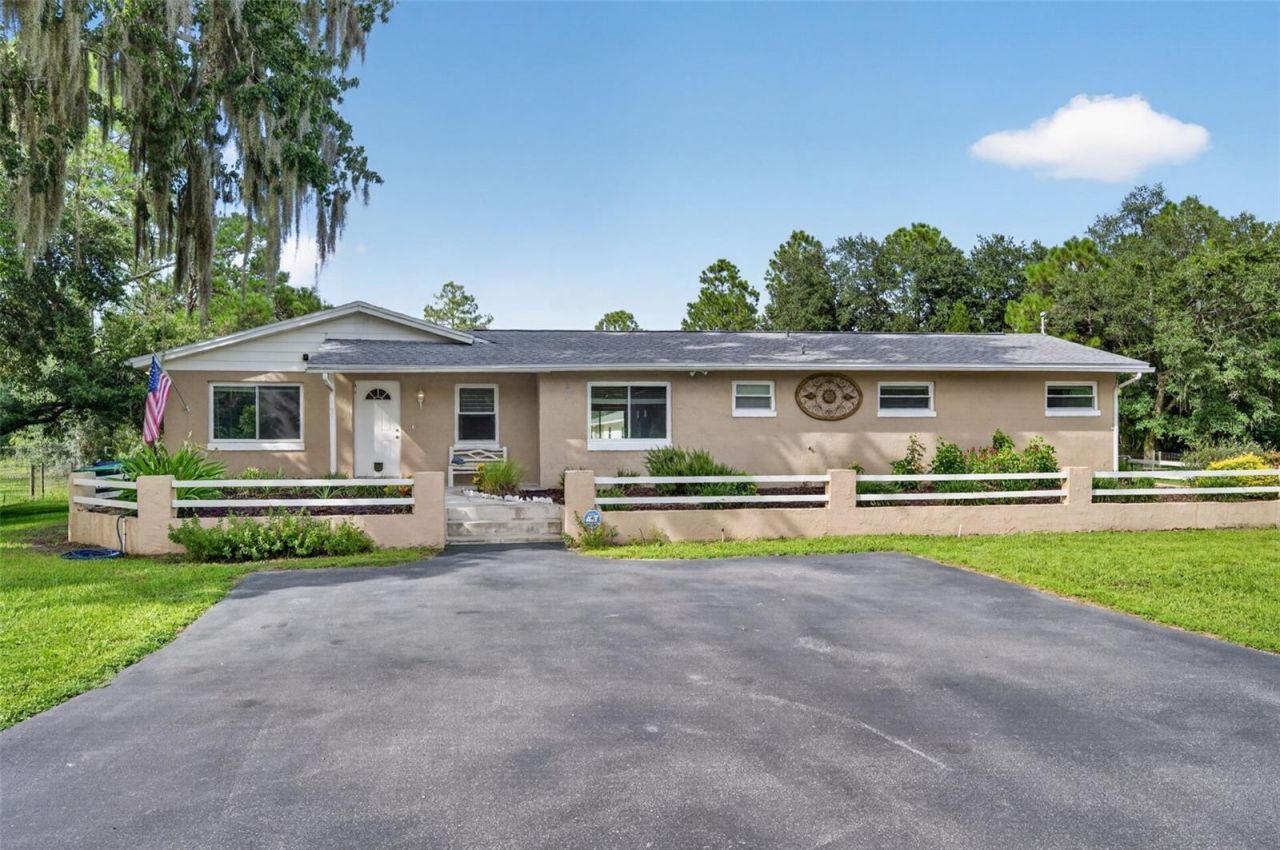 20963 E Colonial Drive , Christmas, FL 32709 Photo