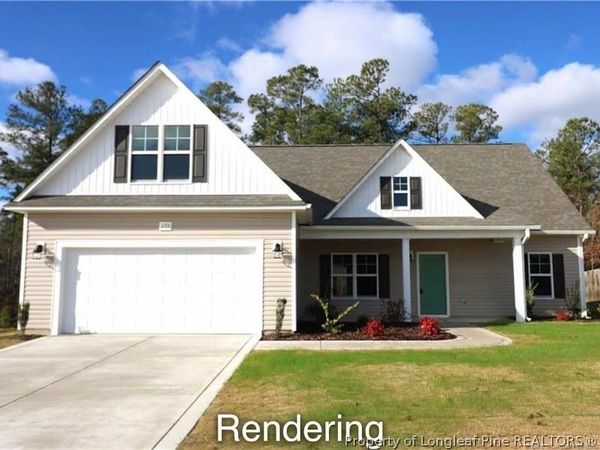 29 Broadleaf Street, Spring Lake, NC 28390