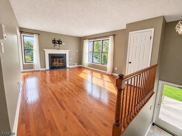 40 Heritage Ln, Unit 40, Hamburg, NJ 07419