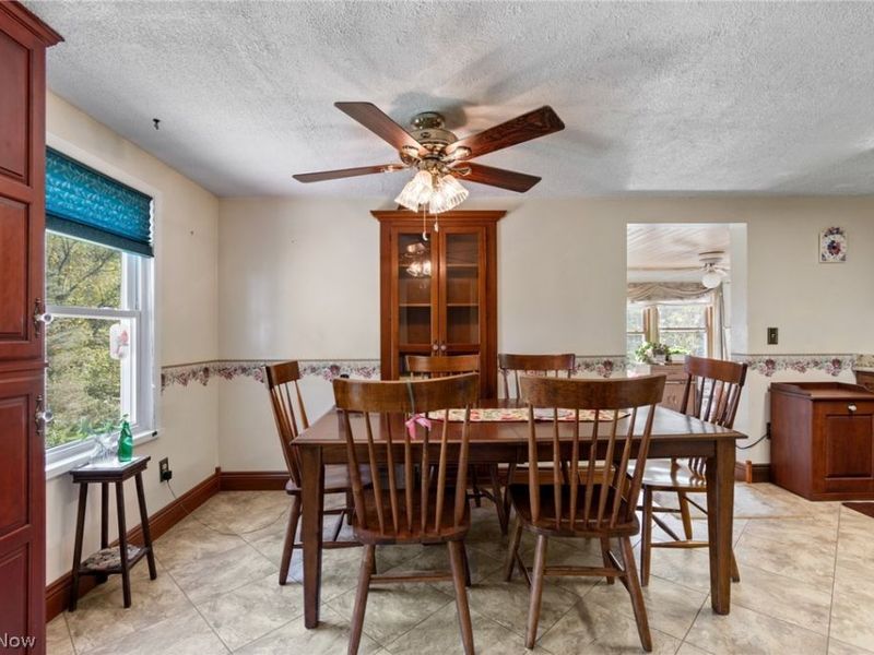 6031 Raindrop Road SE, Amsterdam, OH 43903 Photo 10