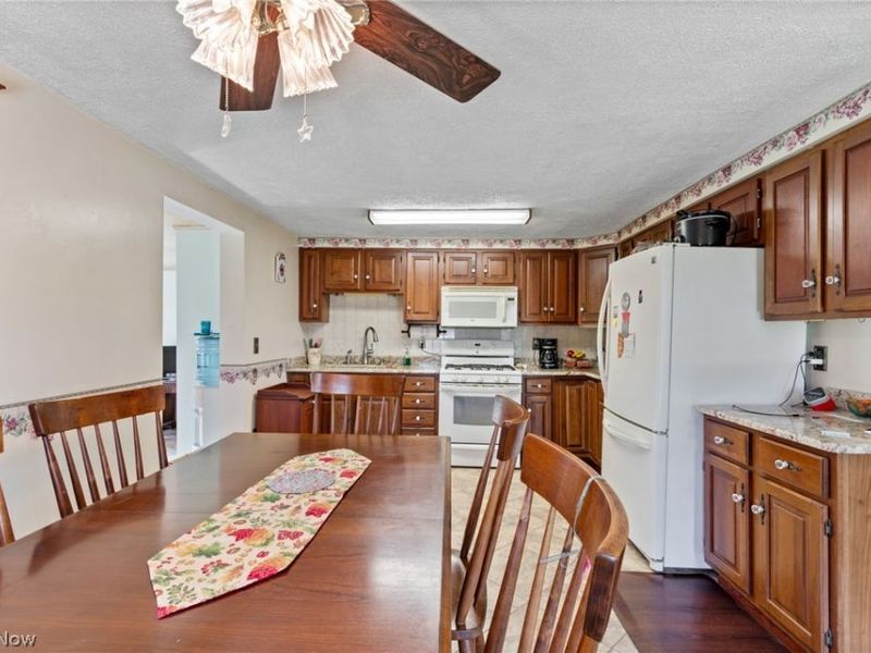 6031 Raindrop Road SE, Amsterdam, OH 43903 Photo 12