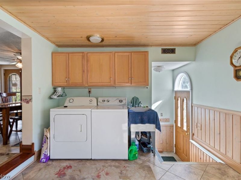 6031 Raindrop Road SE, Amsterdam, OH 43903 Photo 18