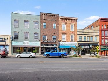 38 Seneca St Street, Geneva, NY 14456