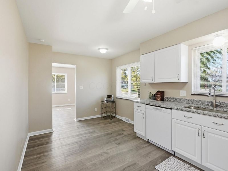 4996 Palmetto Street , Columbus, OH 43228 Photo 10