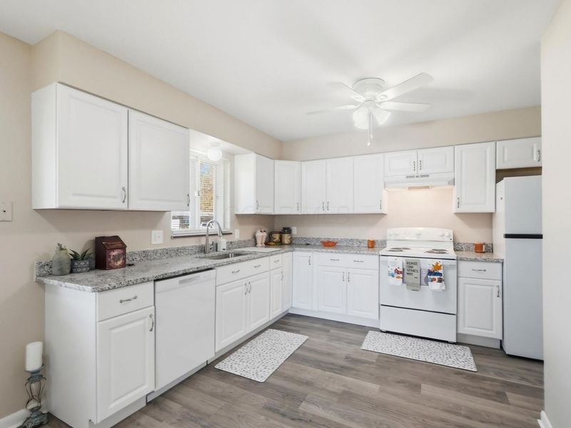 4996 Palmetto Street , Columbus, OH 43228 Photo 7
