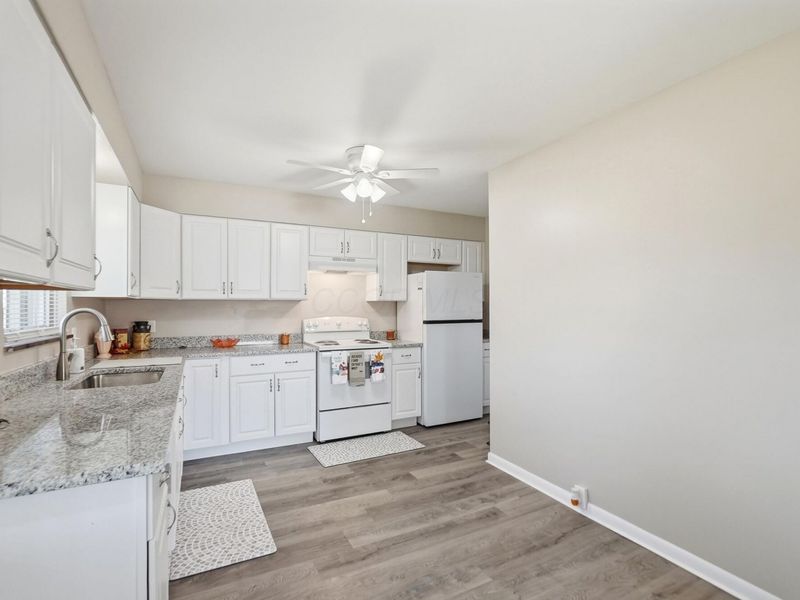 4996 Palmetto Street , Columbus, OH 43228 Photo 8
