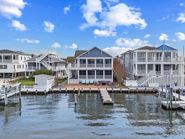 1502 BAY STREET, FENWICK ISLAND, DE 19944