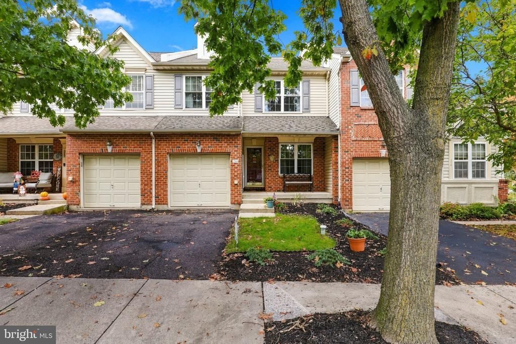 213 WYNCOTE COURT , LANSDALE, PA 19446