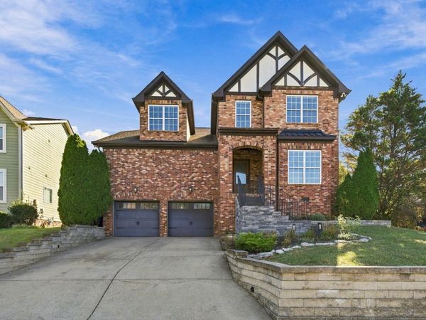 605 Nevins Pl , Nolensville, TN 37135