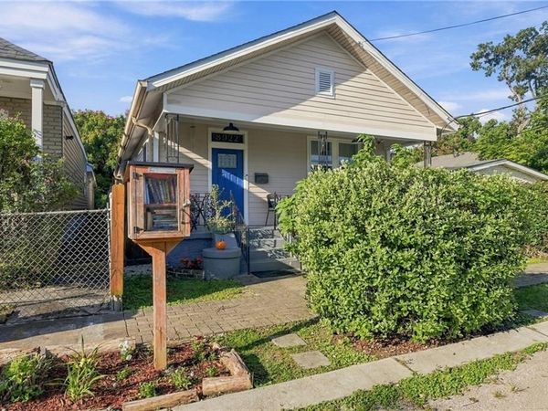 8922 BIRCH Street , New Orleans, LA 70118