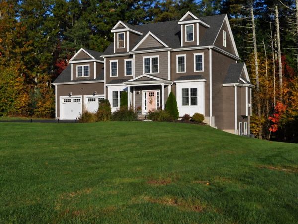 185 Hannah Dr, Northbridge, MA 01588