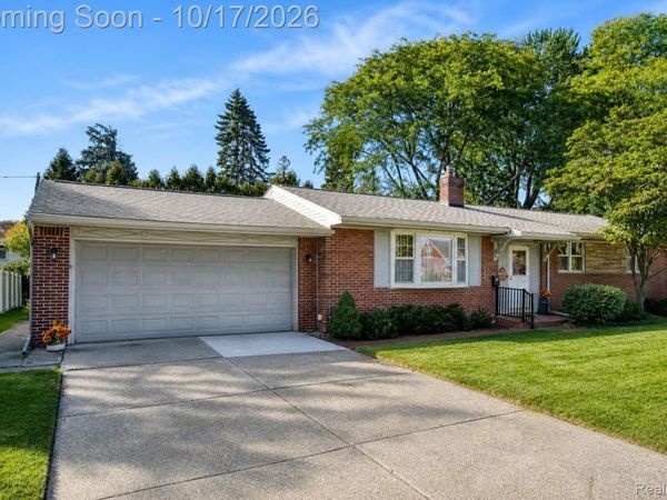 10548 Kolb Avenue, Allen Park, Mi 48101