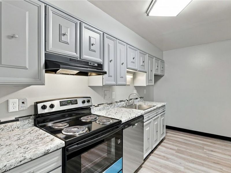 3167 Linden Road, Unit 210, Rocky River, OH 44116 Photo 13