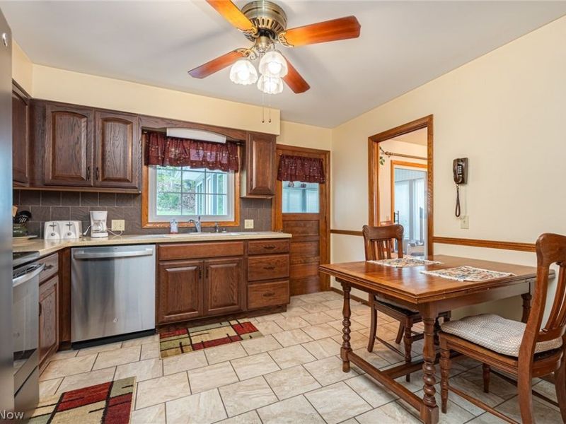 1807 Winding Drive, Coshocton, OH 43812 Photo 14
