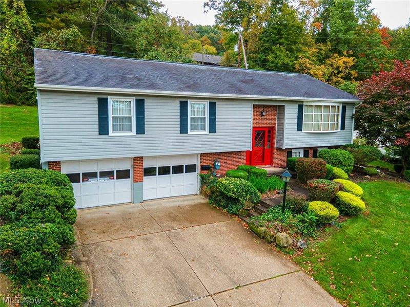 1807 Winding Drive, Coshocton, OH 43812 Photo 2