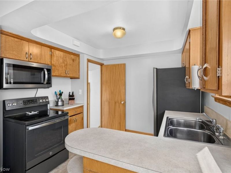 5392 E 132nd Street, Garfield Heights, OH 44125 Photo 16