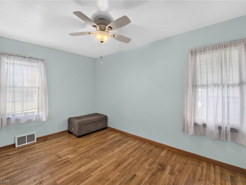 5392 E 132nd Street, Garfield Heights, OH 44125 Photo 24