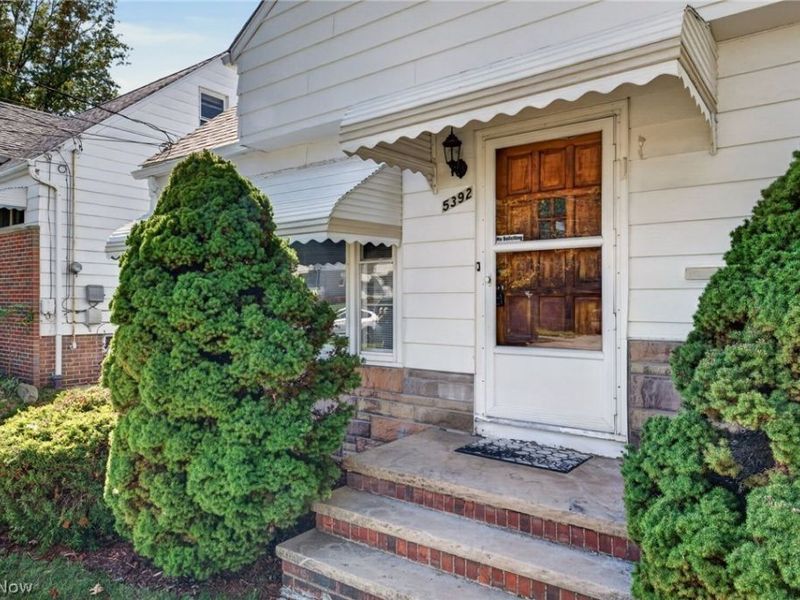 5392 E 132nd Street, Garfield Heights, OH 44125 Photo 5