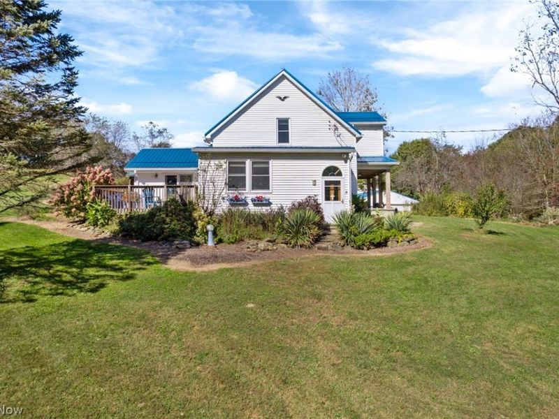 6031 Raindrop Road SE, Amsterdam, OH 43903 Photo 4