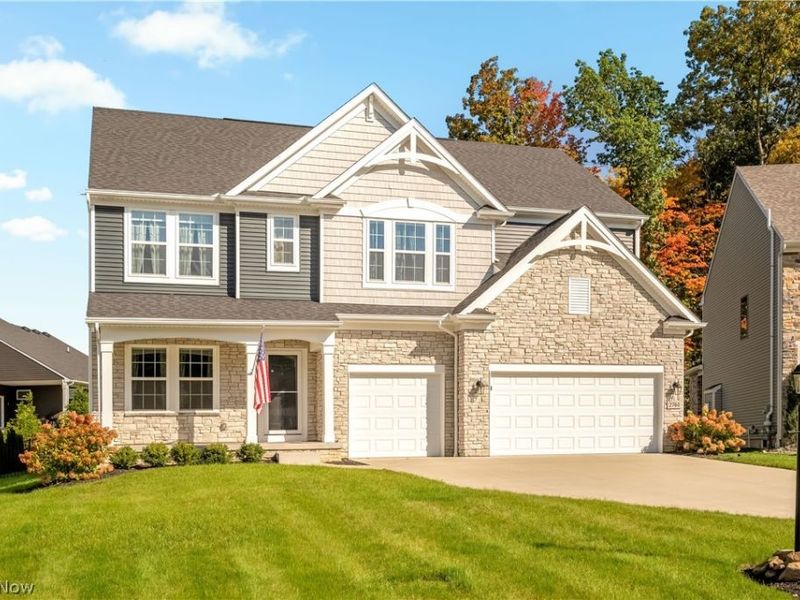 2761 Weeping Pine Drive, Medina, OH 44256 Photo 2