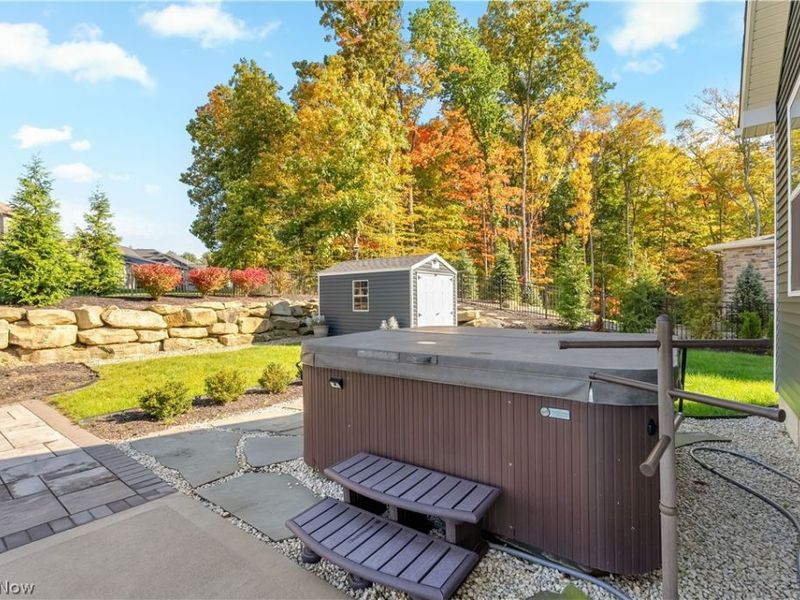 2761 Weeping Pine Drive, Medina, OH 44256 Photo 8