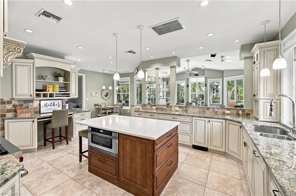 213 Topanga Dr , Bonita Springs, FL 34134 Photo