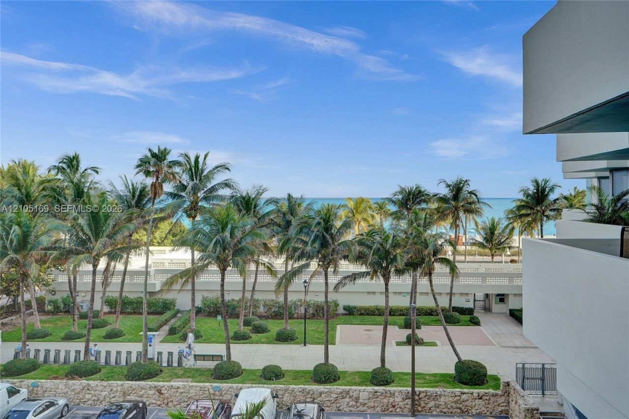 2899 Collins Ave, Unit 521, Miami Beach, FL 33140 Photo