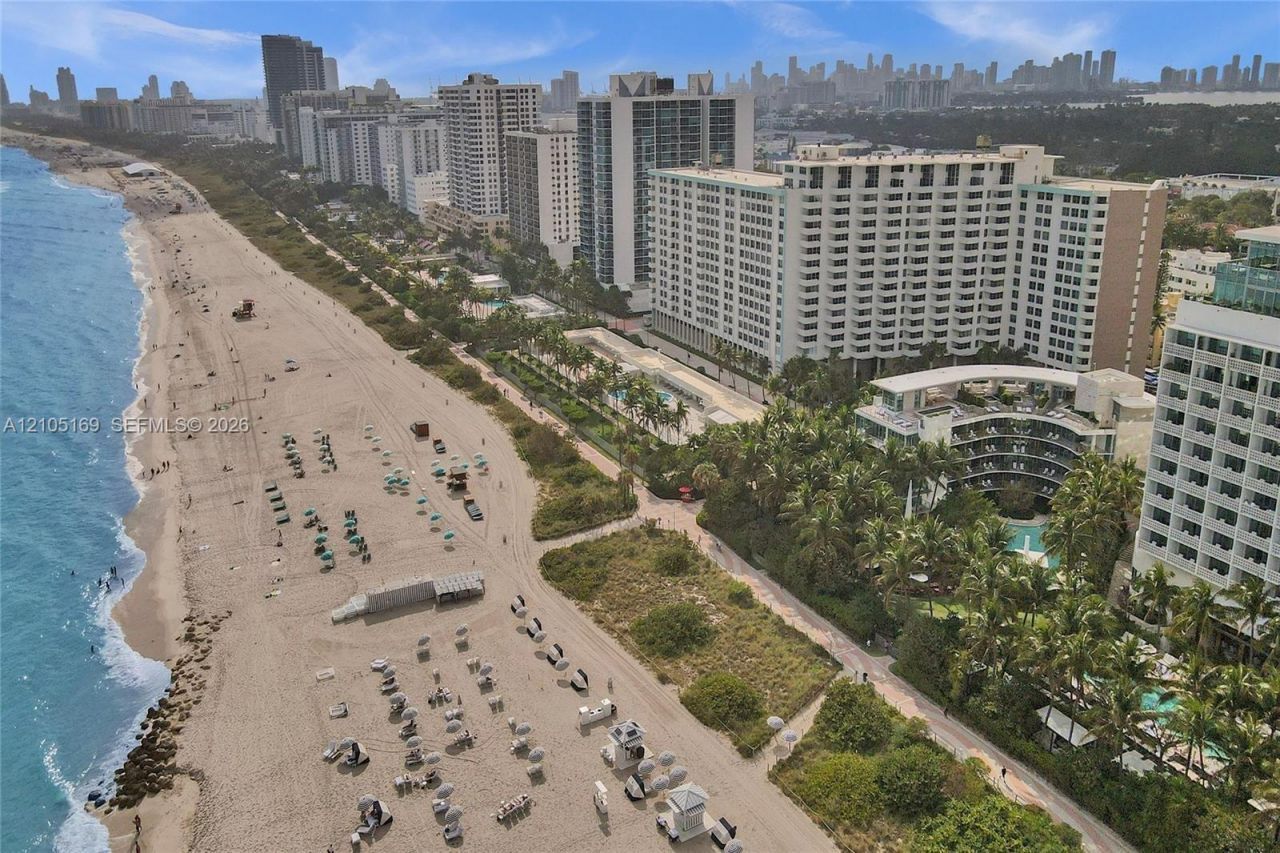 2899 Collins Ave, Unit 521, Miami Beach, FL 33140 Photo