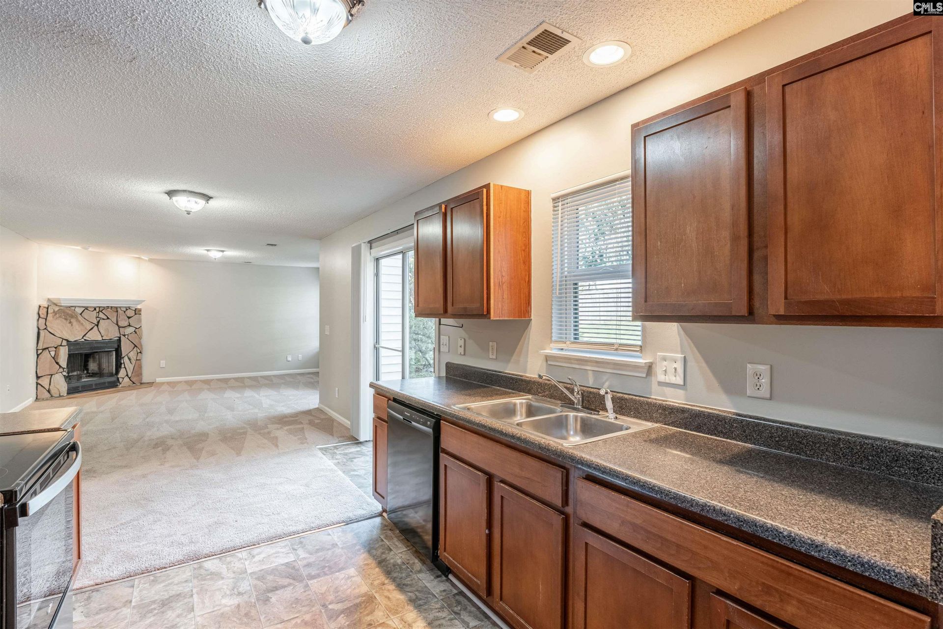 145 Wingspan Way Photo 12