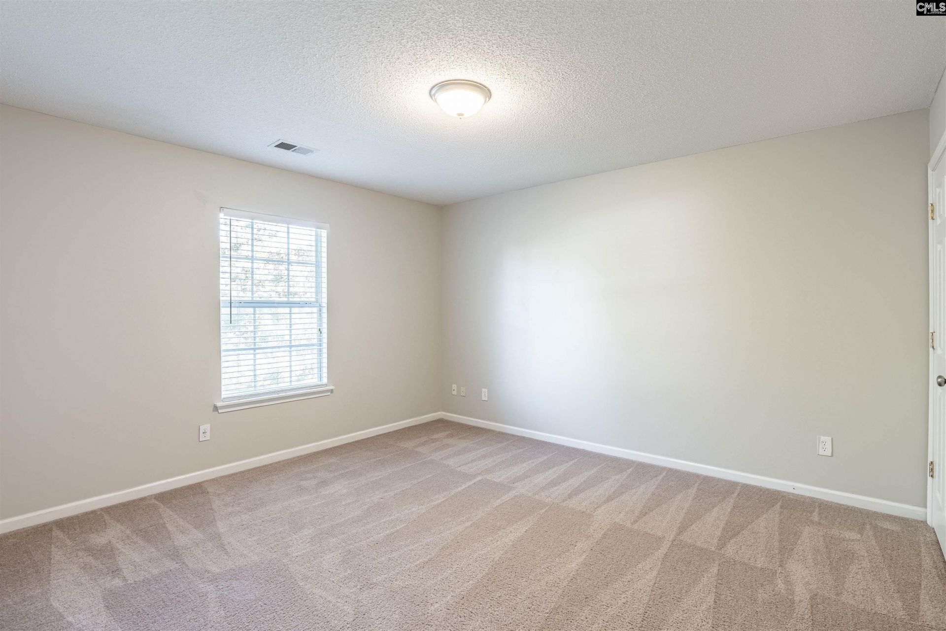145 Wingspan Way Photo 21