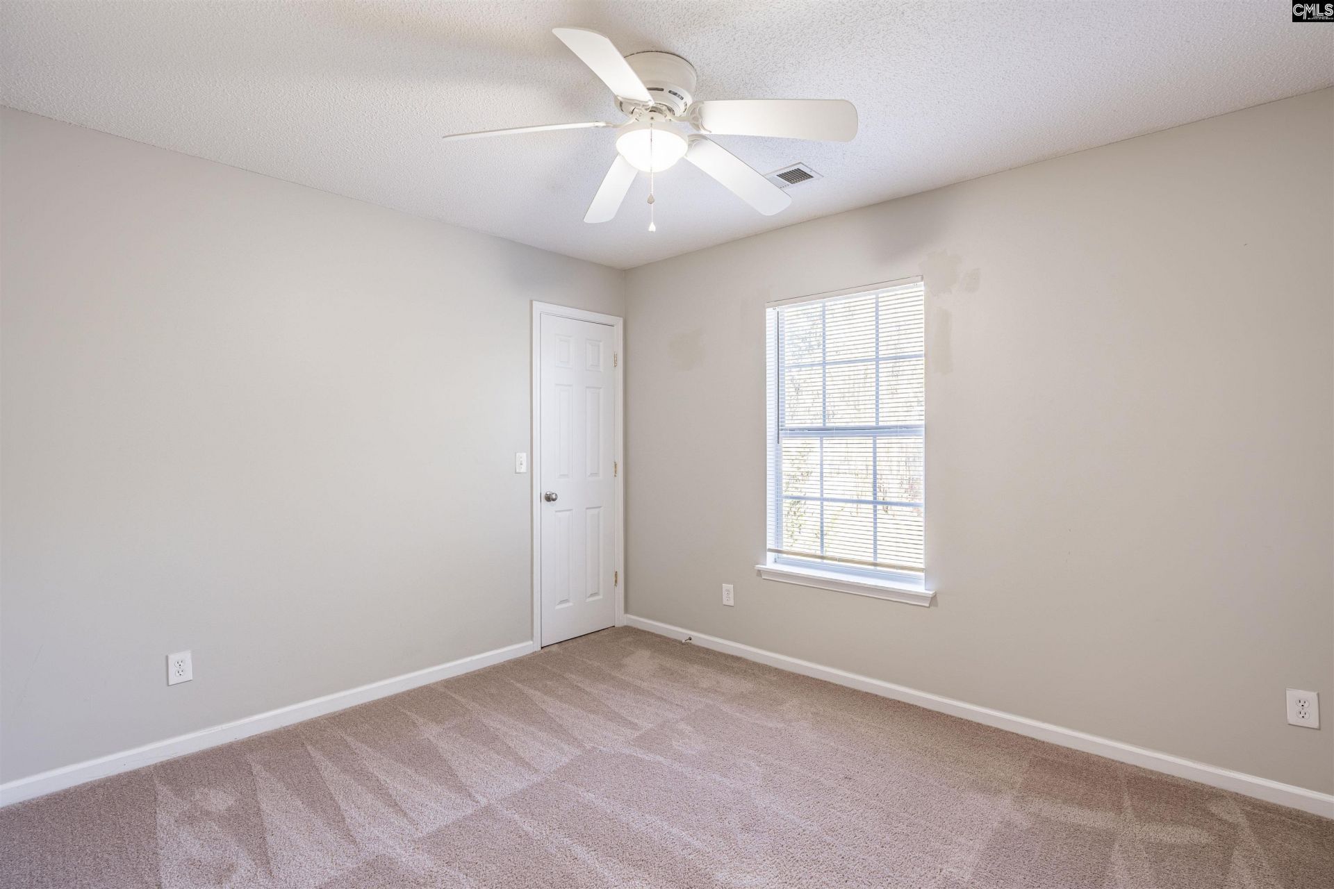 145 Wingspan Way Photo 22