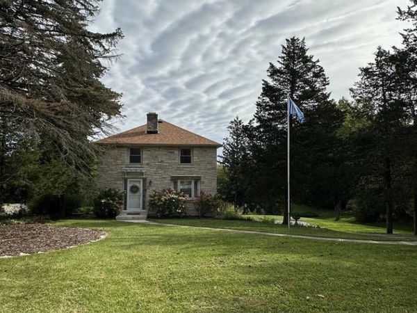 W140N7402 Lilly ROAD, Menomonee Falls, WI 53051