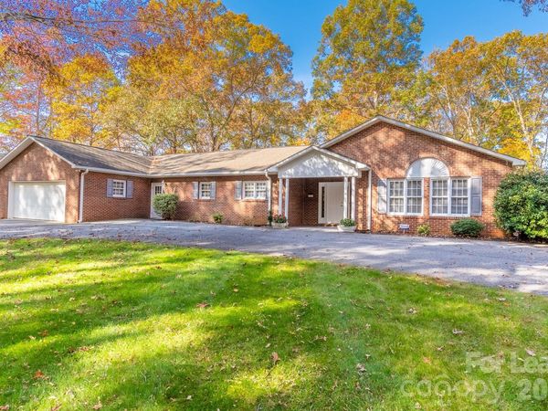 7589 Monbo Road , Catawba, NC 28609