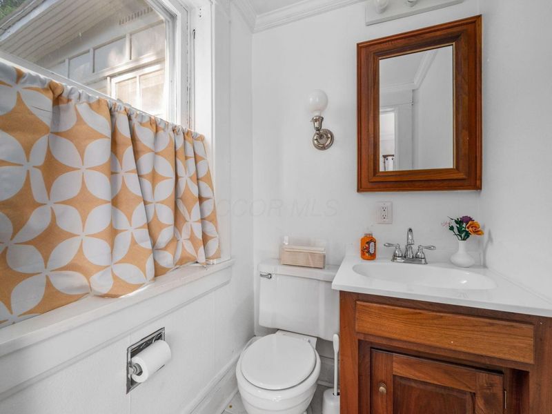 127 E Elm Street, Granville, OH 43023 Photo 8