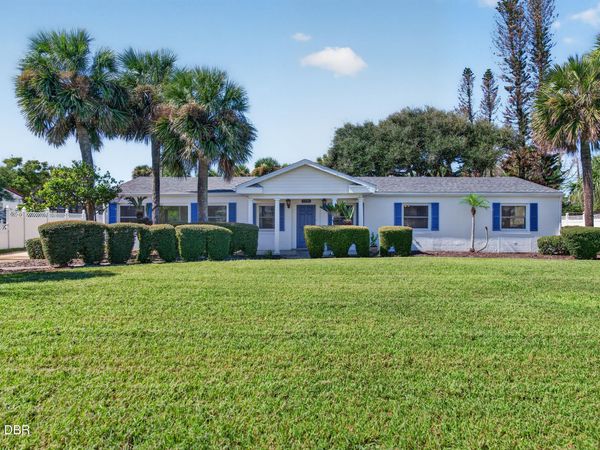 1201 Flagstone Drive, Daytona Beach, FL 32118