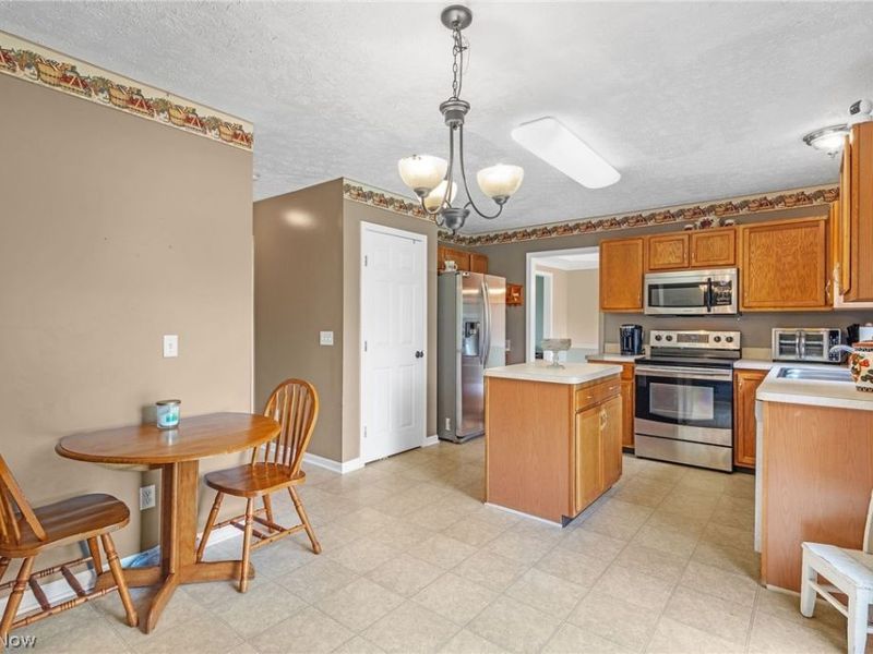 5577 Shawnee Trail, Chippewa Lake, OH 44215 Photo 11