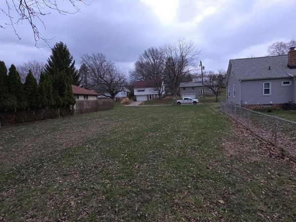 4930 E 81st Street , Garfield Heights, OH 44125