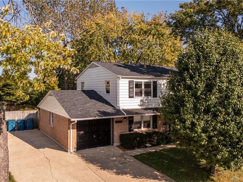 7616 Harshmanville Road, Huber Heights, OH 45424 Photo 2