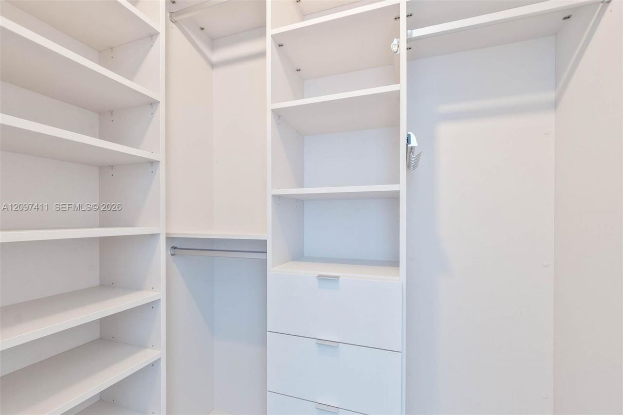 500 Alton Rd , Unit 2705, Miami Beach, FL 33139 Photo
