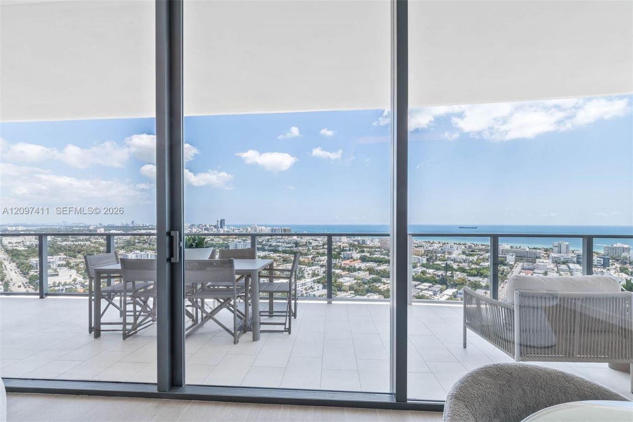 500 Alton Rd , Unit 2705, Miami Beach, FL 33139 Photo