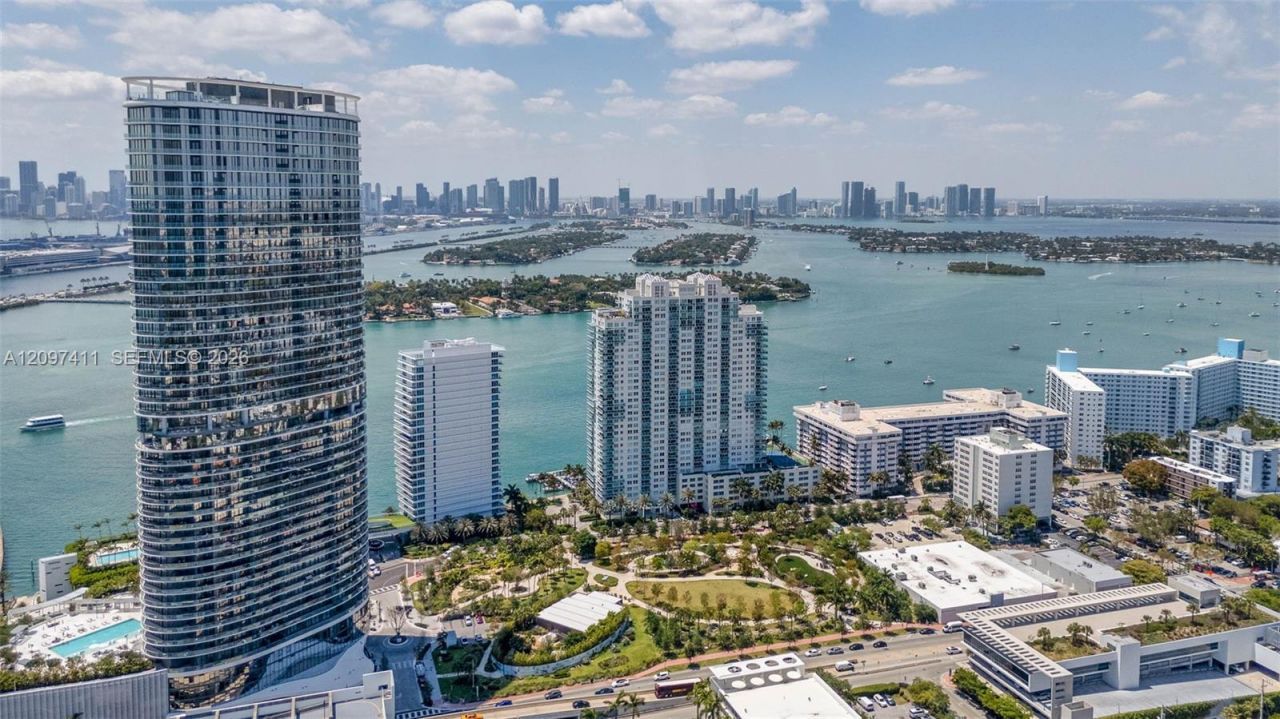 500 Alton Rd , Unit 2705, Miami Beach, FL 33139 Photo