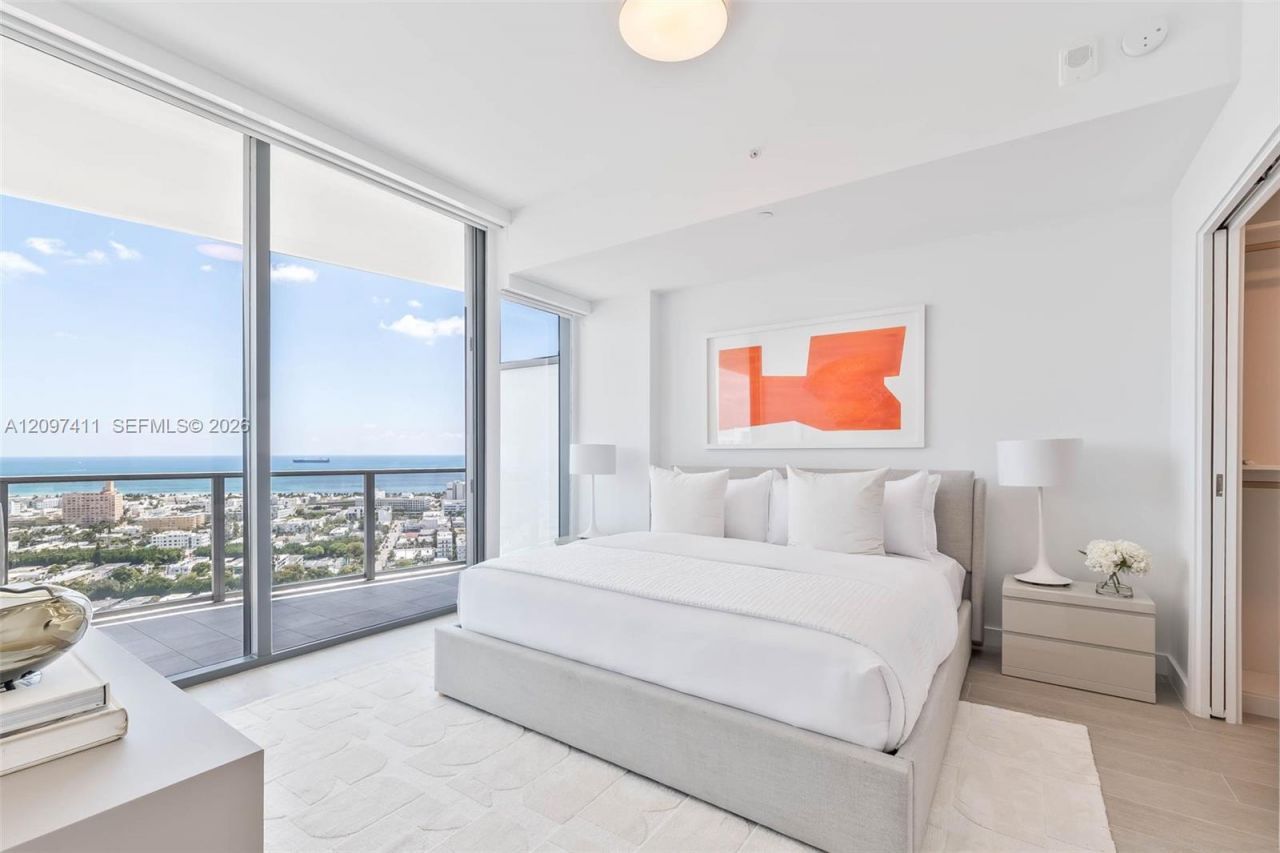 500 Alton Rd , Unit 2705, Miami Beach, FL 33139 Photo