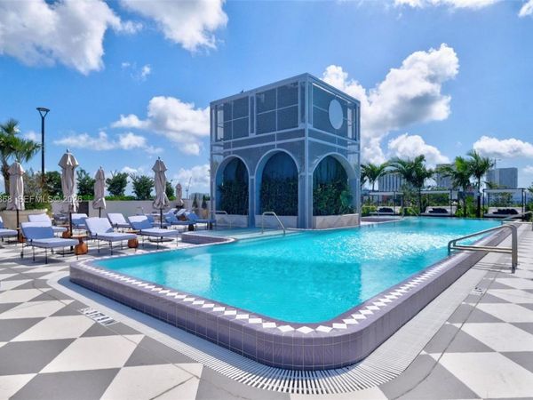2700 NW 2nd AVE , Unit 528, Miami, FL 33127