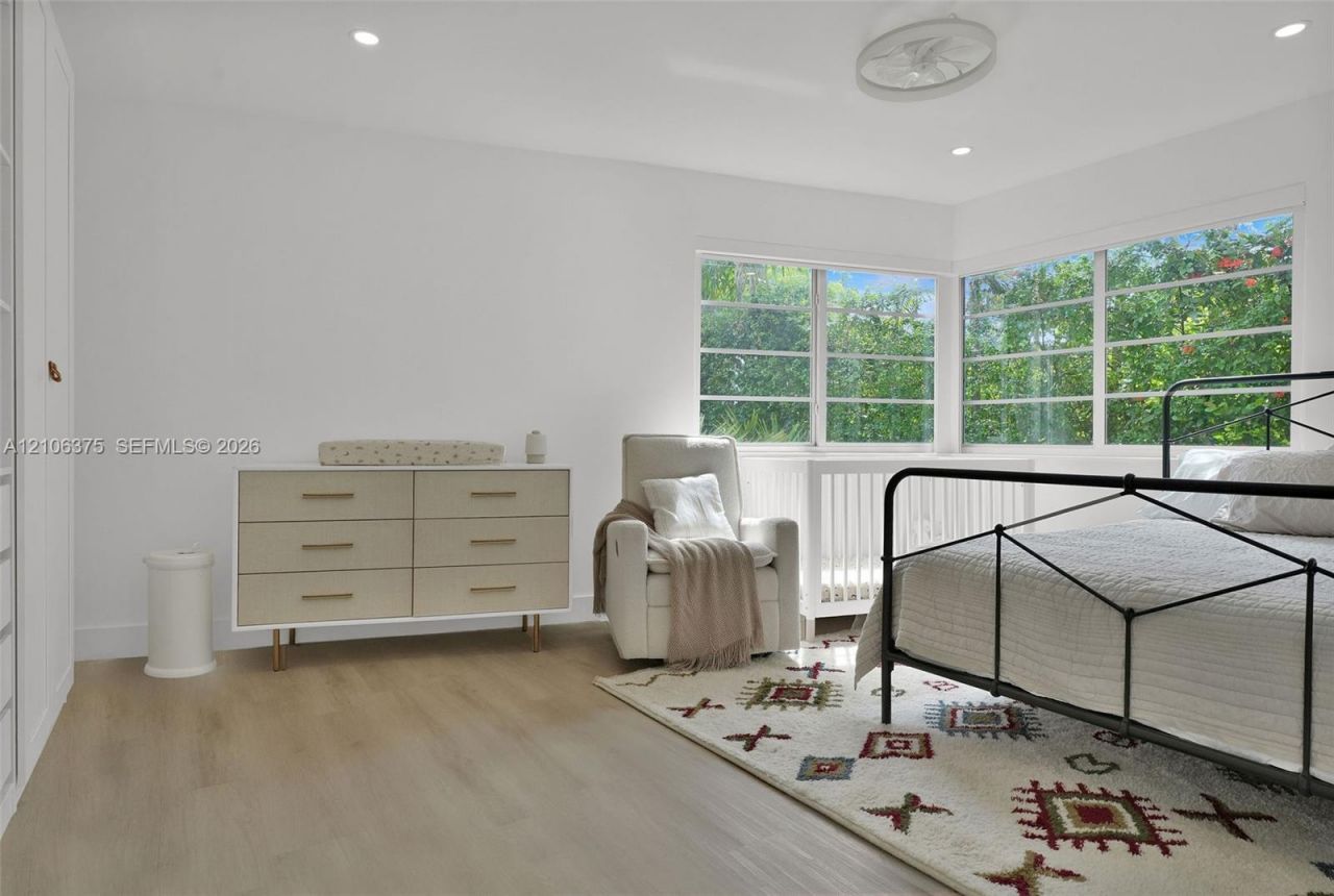 4800 Pine Tree Dr , Unit 101, Miami Beach, FL 33140 Photo