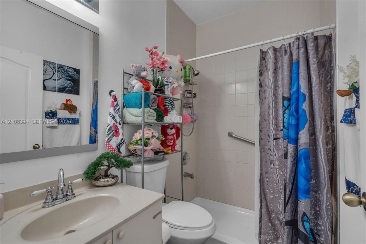 7361 NW 174th Ter, Unit 105, Hialeah, FL 33015 Photo