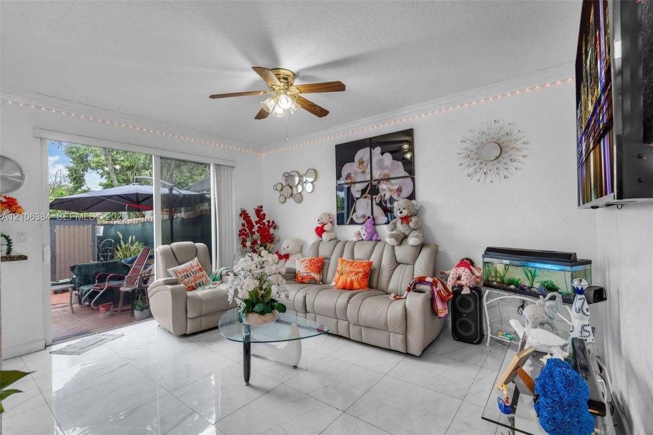 7361 NW 174th Ter, Unit 105, Hialeah, FL 33015 Photo