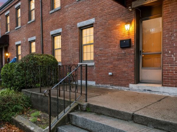 33 Grove St, Unit 33, Clinton, MA 01510