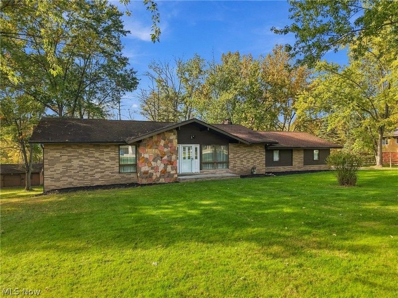 27825 Annetta Drive, Glenwillow, OH 44139 Photo 3