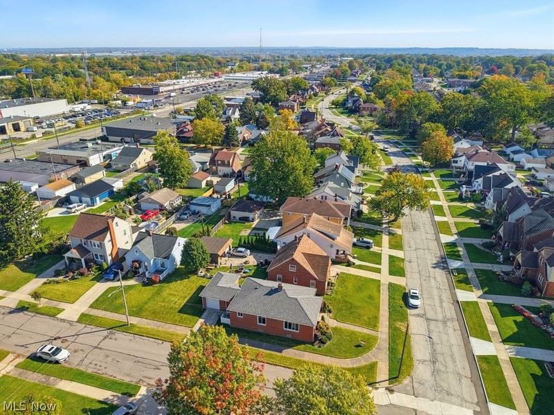 2530 Brookview Boulevard, Parma, OH 44134 Photo 7