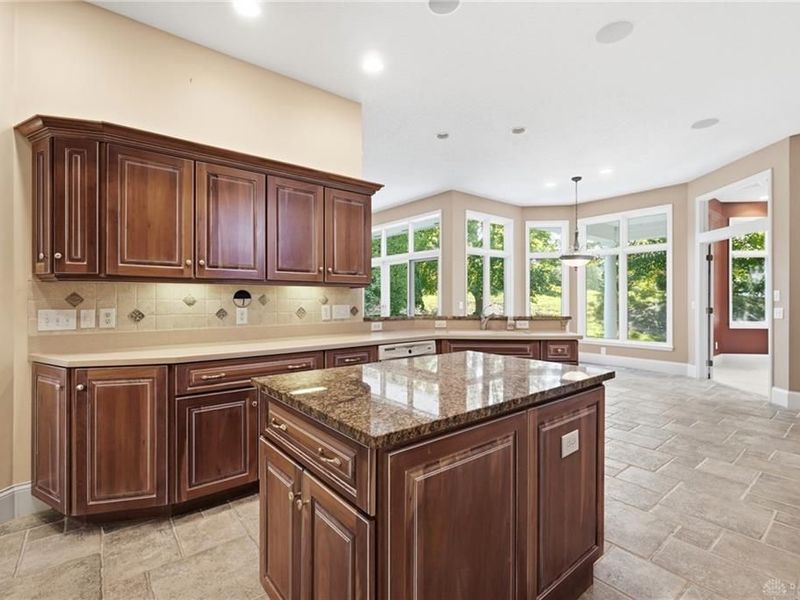 1016 Wedgestone Court, Centerville, OH 45458 Photo 35